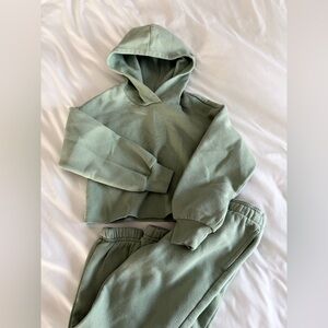 Girls DSG Green Hoodie and Jogger Set